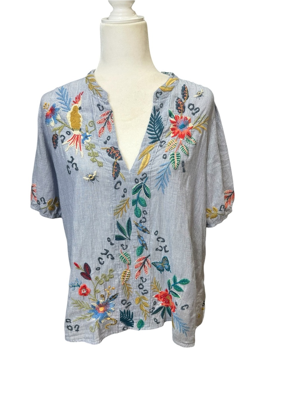 Johnny Was Light Blue Embroidered Floral V-Neck Tunic